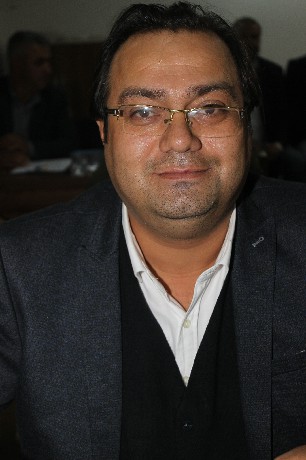 İSMET SENEKÇİ
