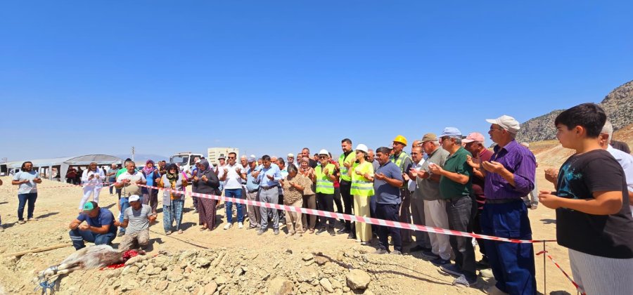Karataş Köyüne Çok Amaçlı Sosyal Tesis Kazandırılıyor