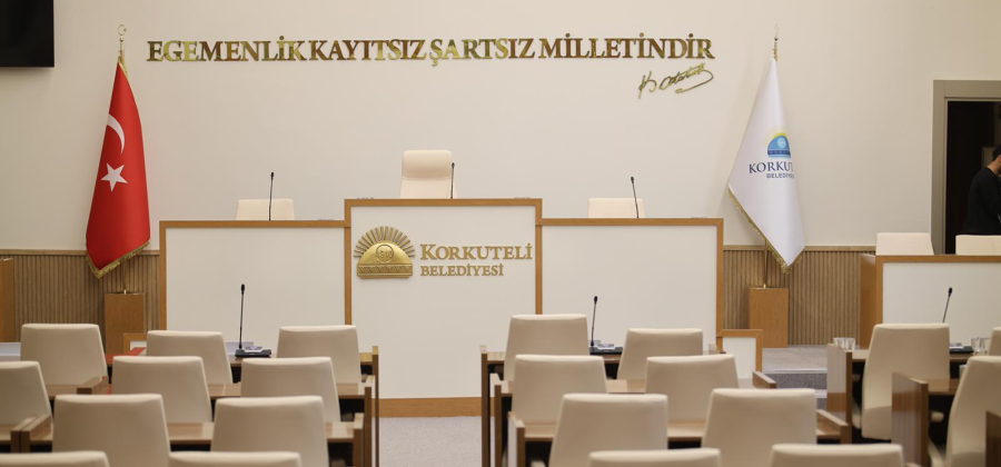 KORKUTELİ BELEDİYE MECLİSİ YENİ SALONUNDA İLK TOPLANTISINI GERÇEKLEŞTİRDİ