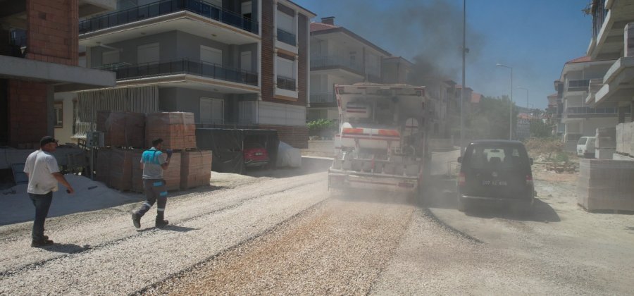 Korkuteli Belediyesi 15 Günde 170 Ton Sathi Kaplama Yaptı 