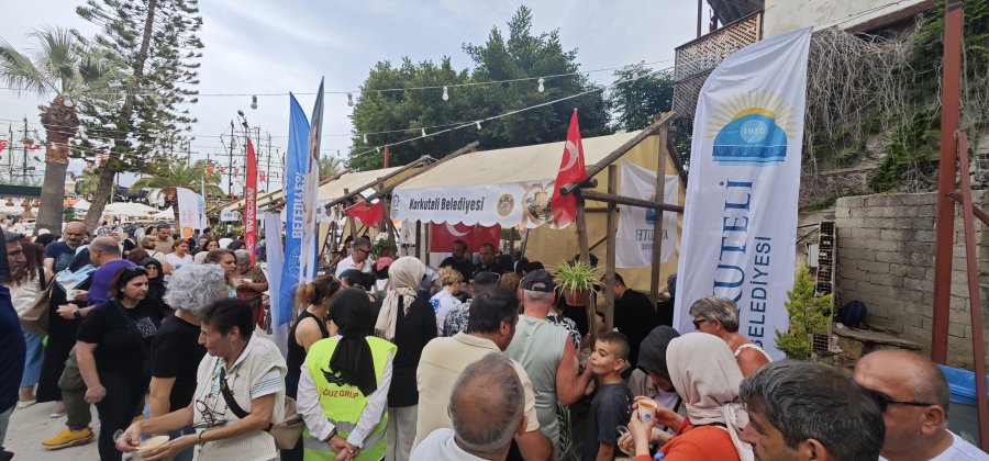 Korkuteli Belediyesi Alanya Uluslararası Kültür Festivalinin İlk Gününde Takdir Topladı
