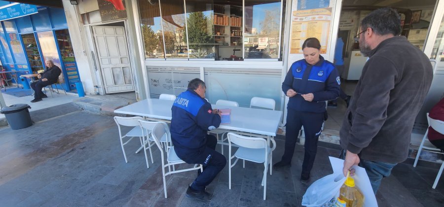 Korkuteli Belediyesi Zabıta Ekipleri Dilencilere Göz Açtırmıyor