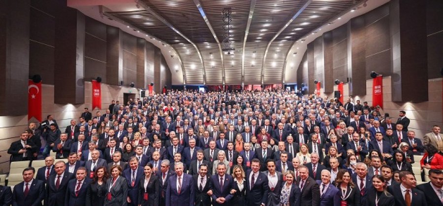 Saniye Başkan, Belediye Başkanları Çalıştayı'na katıldı